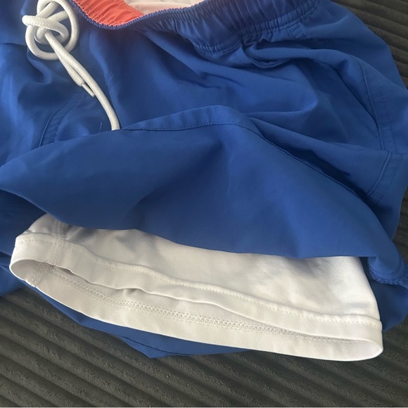 Mens Swim Trunks w/ Compression Liner 2 in 1 Quick Dry w/ 4 Pockets, Medium - Picture 3 of 4